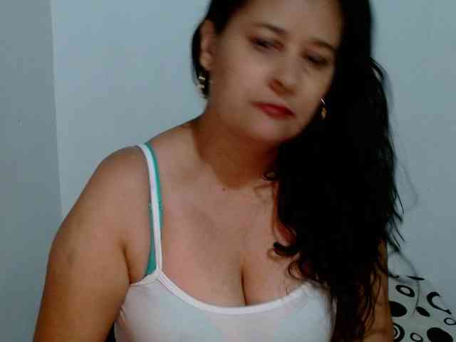 Adrianamilf webcam