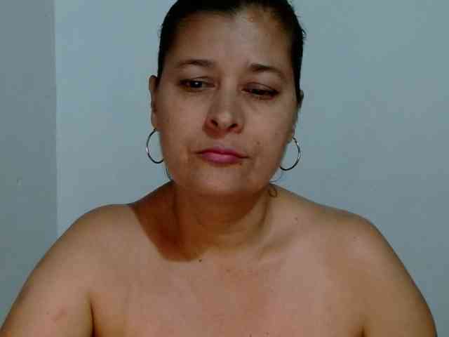 Adrianamilf webcam