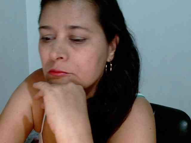 Adrianamilf webcam