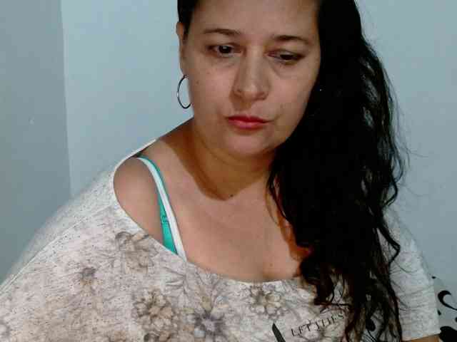 Adrianamilf webcam