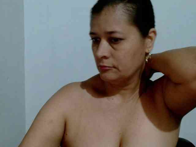Adrianamilf webcam