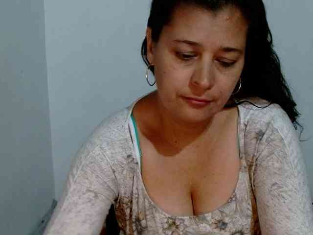 Adrianamilf webcam