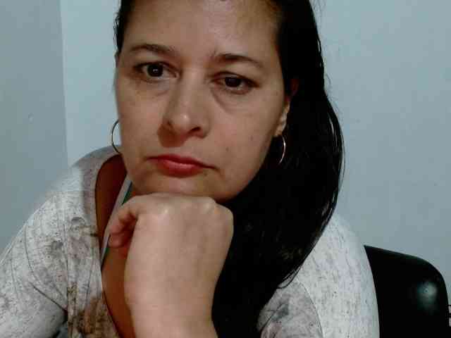 Adrianamilf webcam