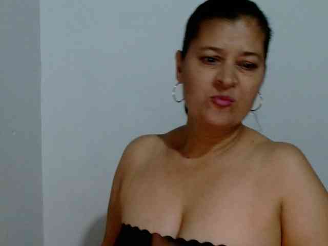 Adrianamilf webcam