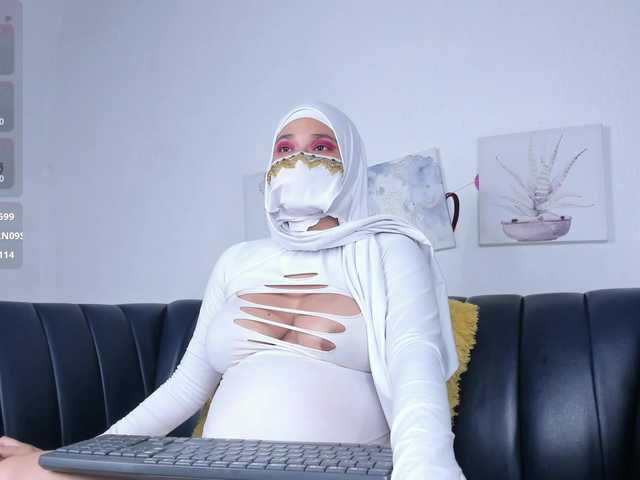 Eva-abaad webcam