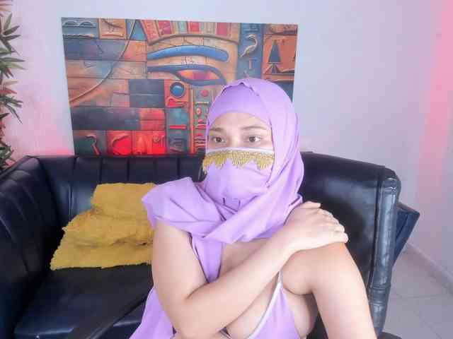 Eva-abaad webcam