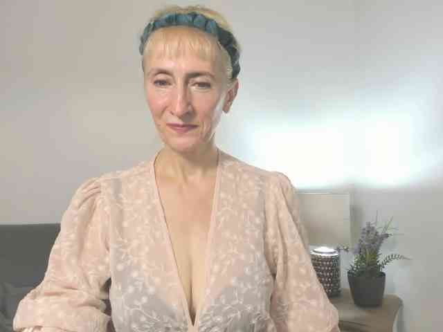 MargaretCherry webcam