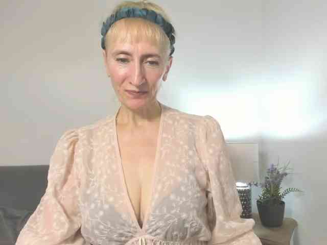 MargaretCherry webcam