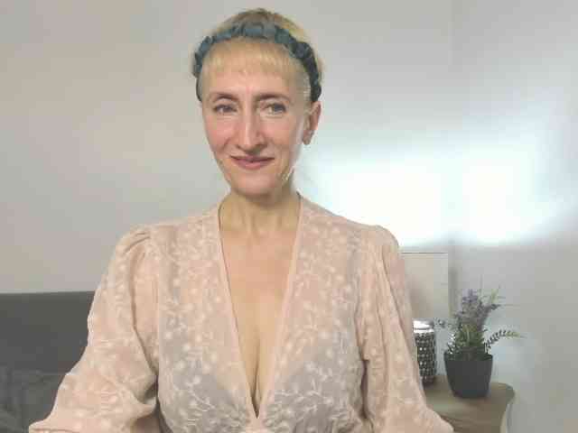 MargaretCherry webcam