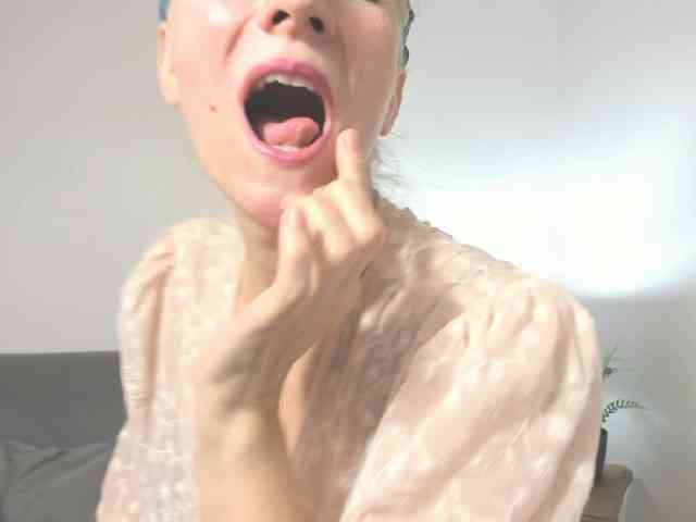 MargaretCherry webcam