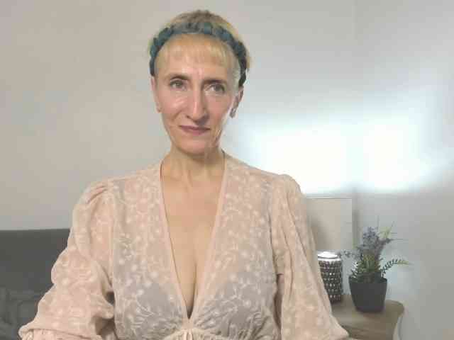 MargaretCherry webcam