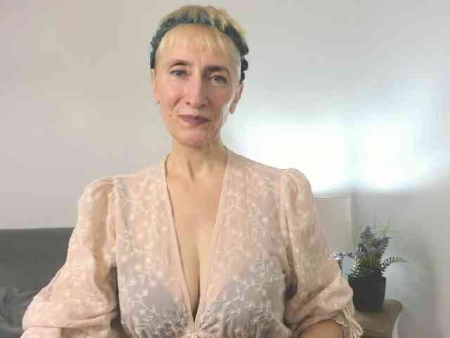 MargaretCherry webcam
