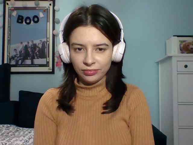 LariceHot webcam