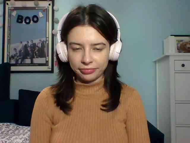 LariceHot webcam
