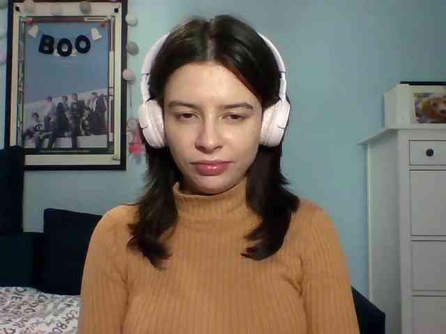 LariceHot webcam