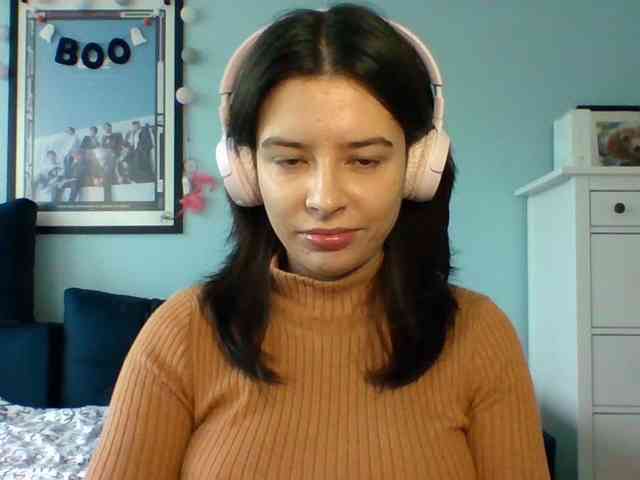 LariceHot webcam
