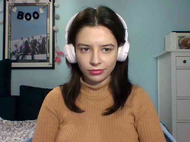 LariceHot webcam