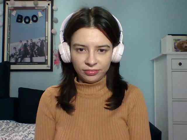 LariceHot webcam