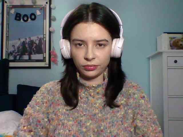 LariceHot webcam