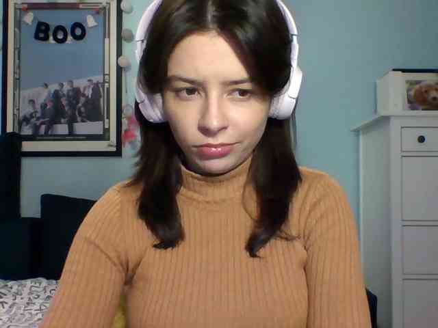 LariceHot webcam