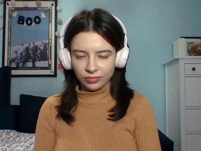 LariceHot webcam