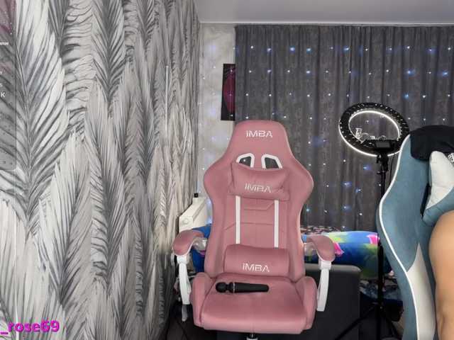 Gratis Live Sexcam mit LallyRose LallyRose