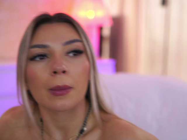 Accedi alla chat con il nickname ArtTeasee ArtTeasee