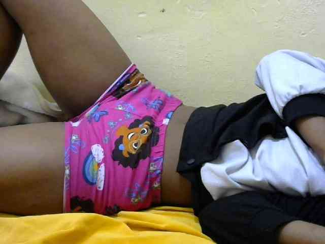 Sweetbarbie8 webcam