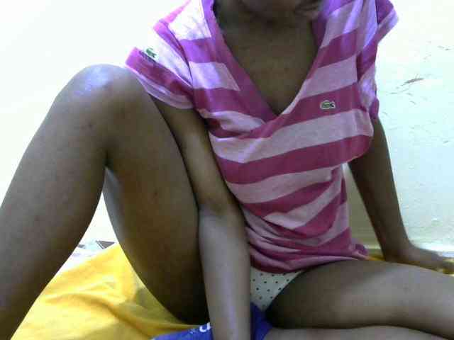 Sweetbarbie8 webcam