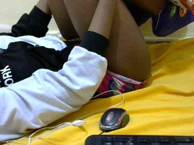 Sweetbarbie8 webcam