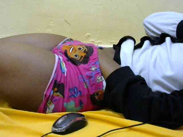 Sweetbarbie8 webcam