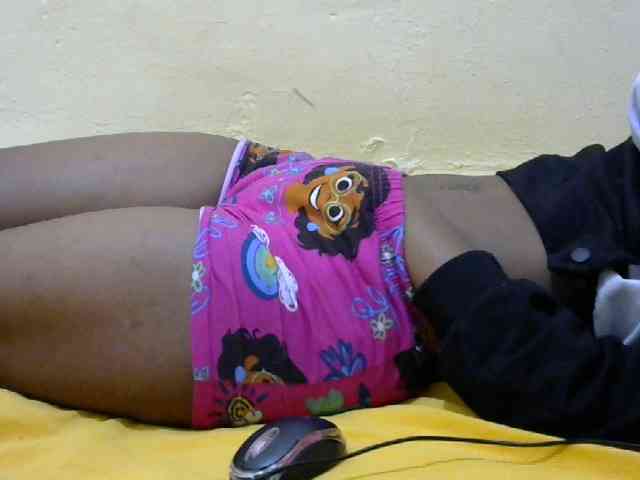 Sweetbarbie8 webcam