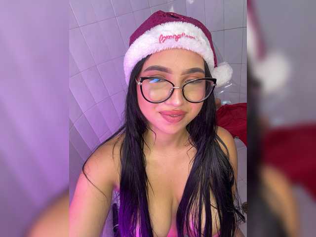 Vai a chattare su KRISTINCHERRY KRISTINCHERRY