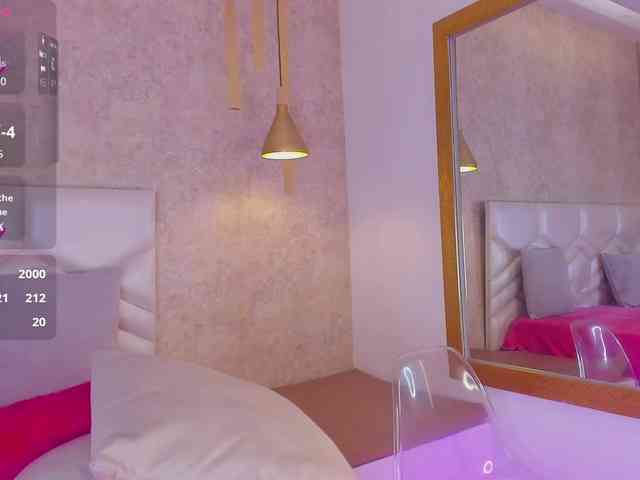 KRISTINCHERRY webcam