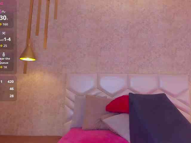 KRISTINCHERRY webcam