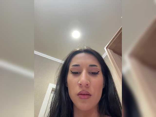 Accedi alla chat con il nickname Adel9 Adel9