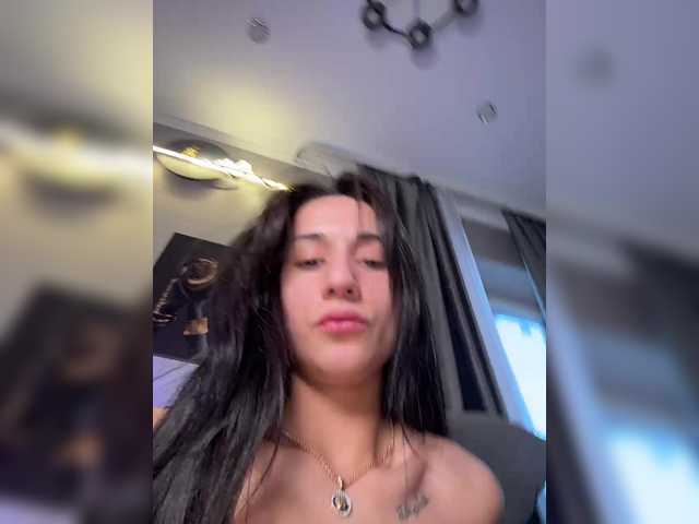 Vai a chattare su Adel9 Adel9