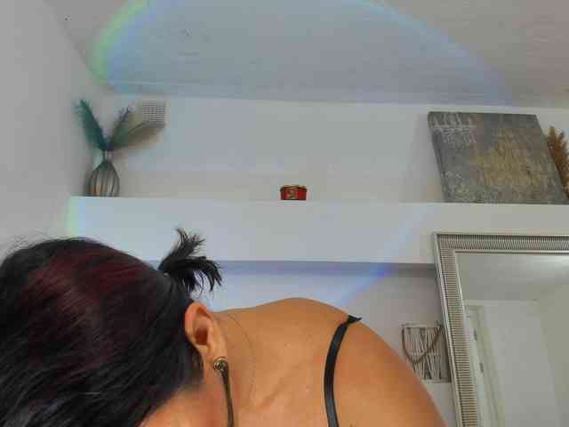 VickyIvy webcam