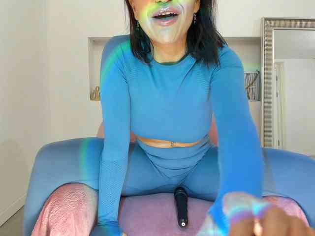 VickyIvy webcam