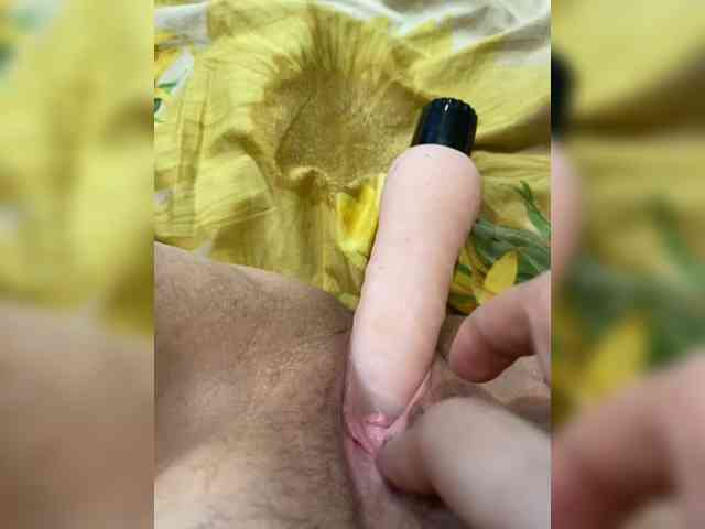 Molii-Molii35 webcam
