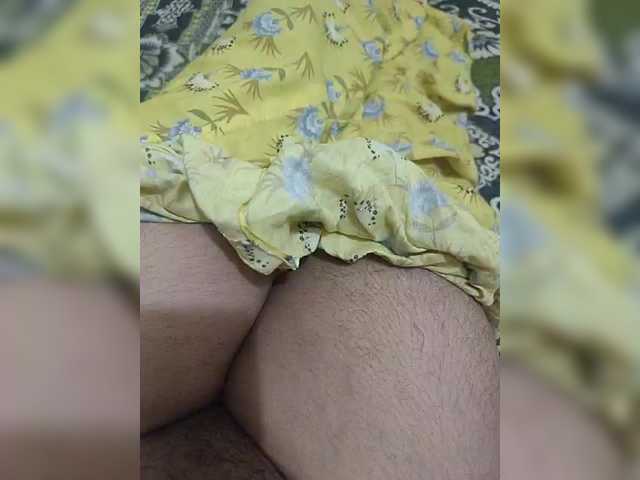 IqraQueen webcam