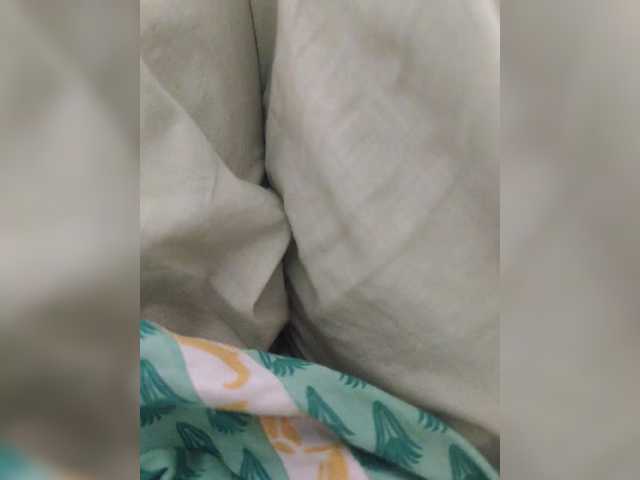 IqraQueen webcam