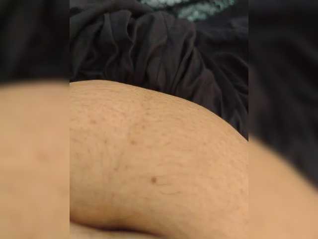 IqraQueen webcam