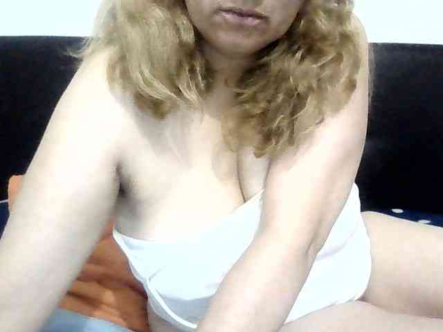 CANDYSWEET8 webcam