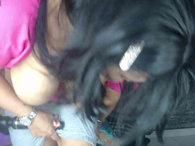 Danna-Paolaa webcam