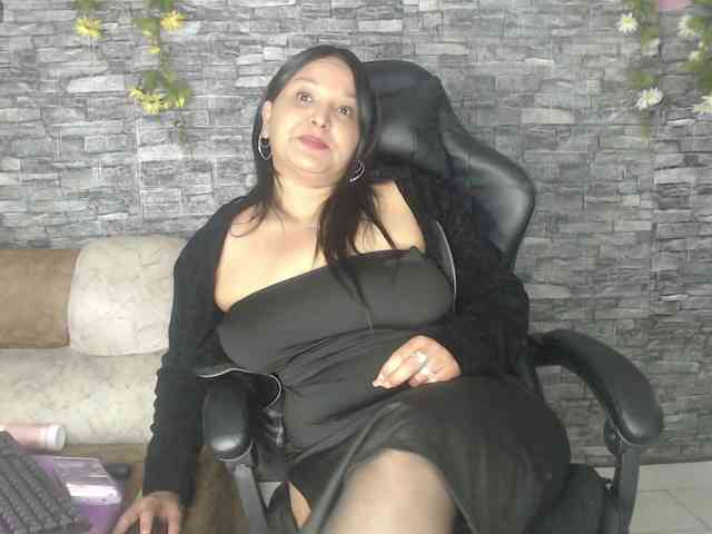 Danna-Paolaa webcam
