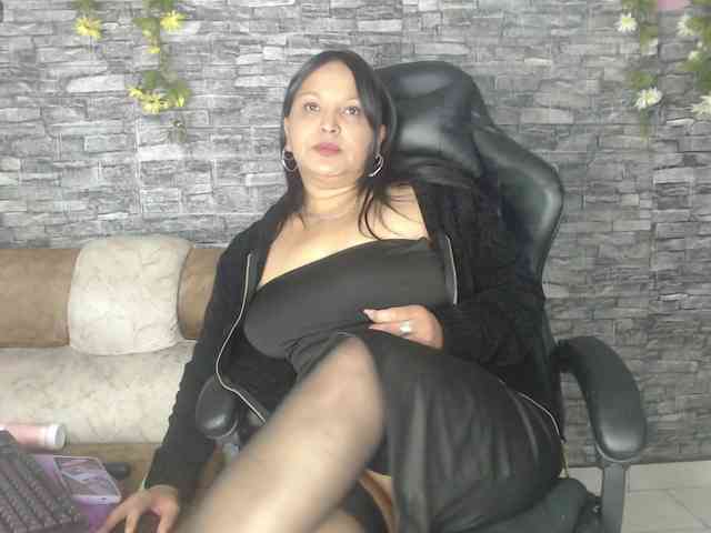 Danna-Paolaa webcam