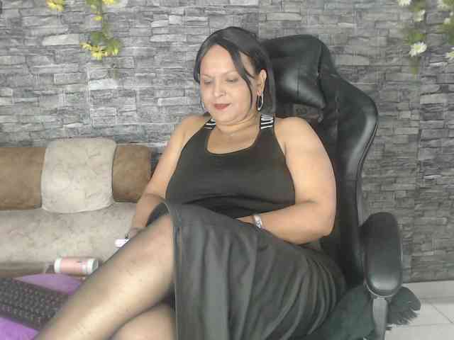 Danna-Paolaa webcam