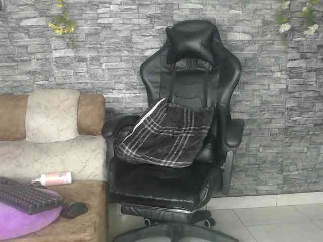 Danna-Paolaa webcam