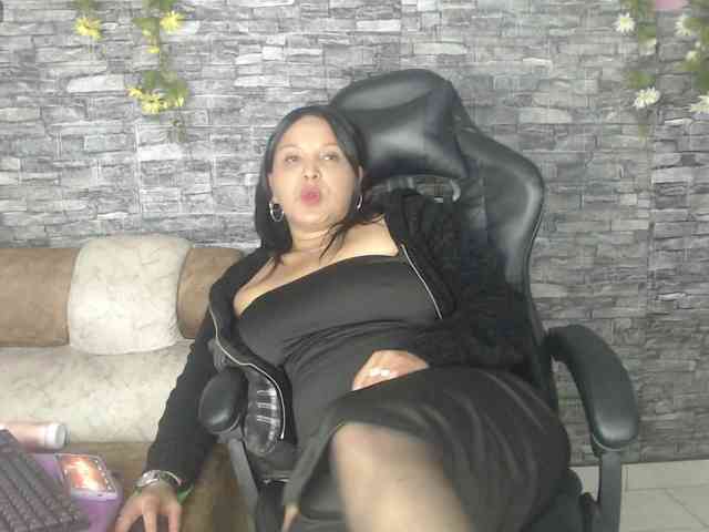 Danna-Paolaa webcam